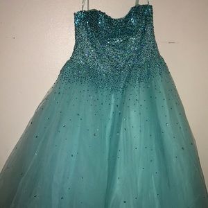Prom dress
